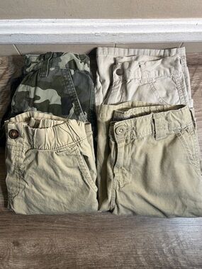 Four Boys Cargo Shorts Size 6/7